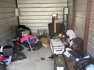 10 x 15 storage unit in Wixom, MI