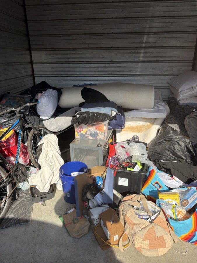 10 x 10 storage unit in Wixom, MI