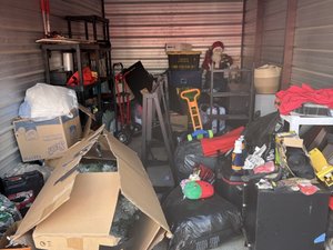 10 x 20 storage unit in Wixom, MI
