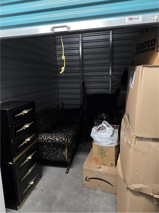 7 x 10 storage unit in Las Vegas, NV