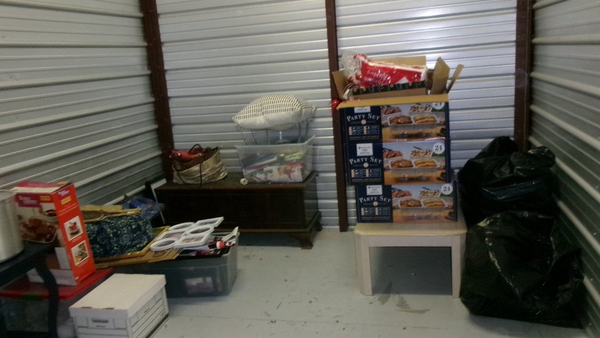 10 x 10 storage unit in Vero Beach, FL