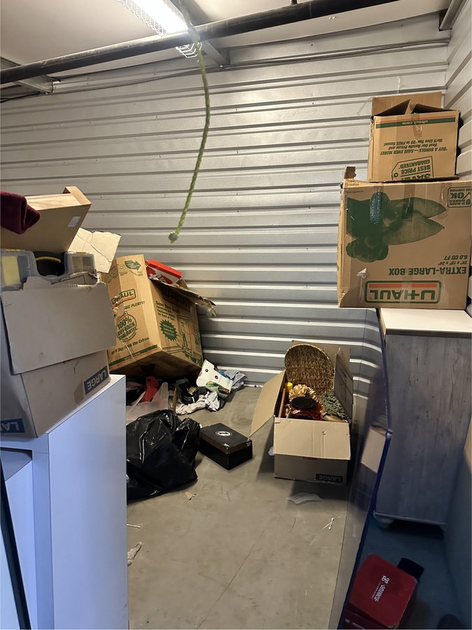 10 x 15 storage unit in Las Vegas, NV