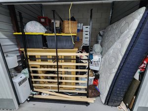 10 x 8 unit in Norco