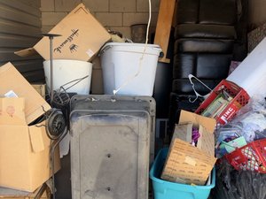 10 x 10 unit in Aurora