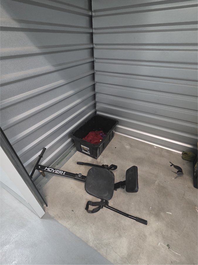 10 x 5 storage unit in Las Vegas, NV