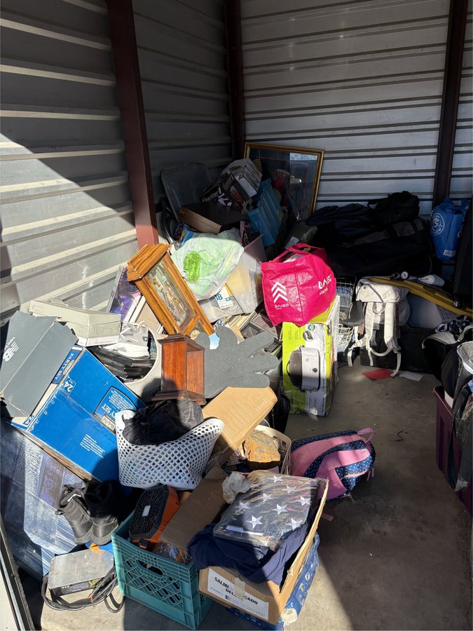 10 x 10 storage unit in Tucson, AZ