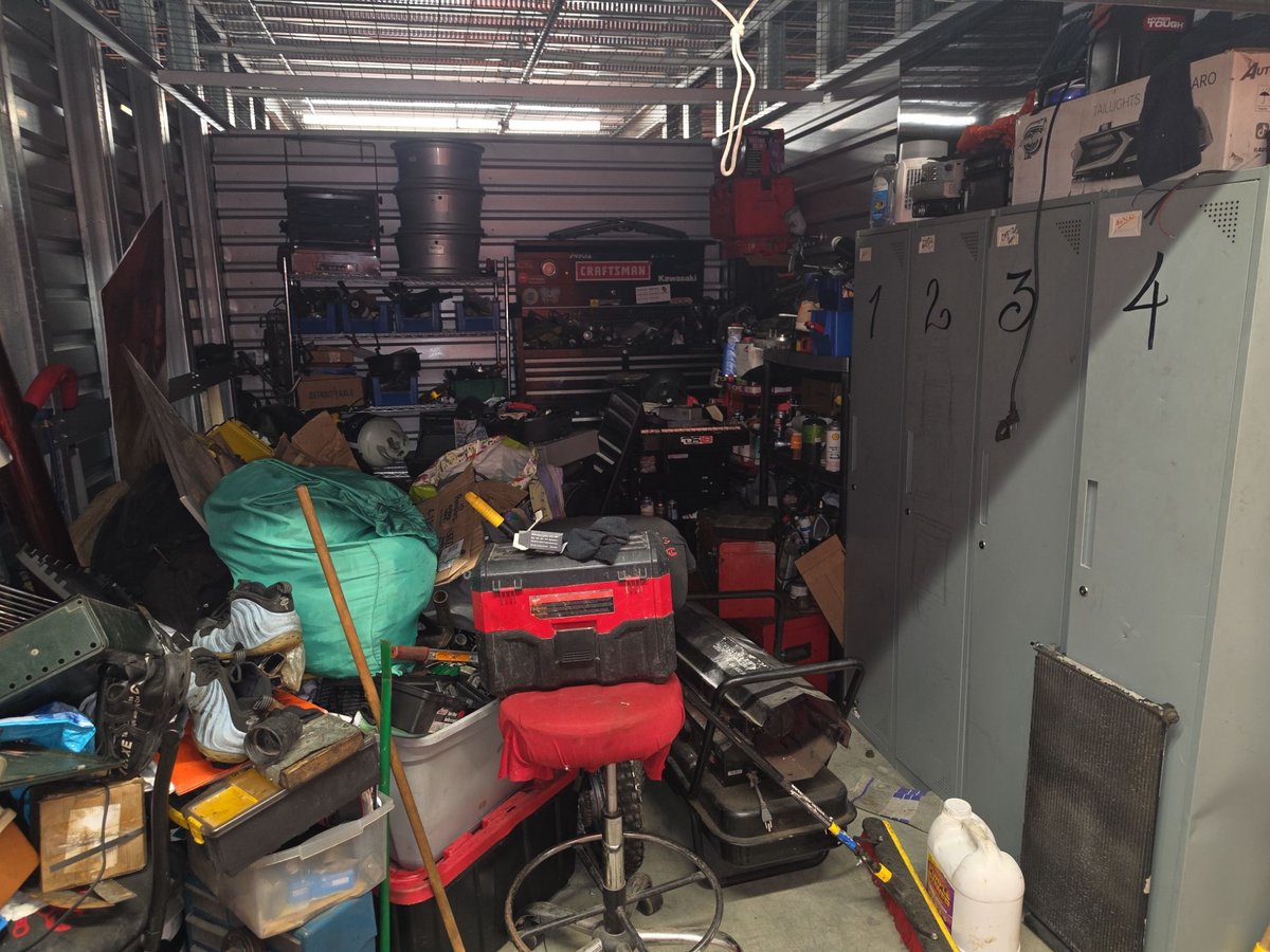 10 x 15 storage unit in Bridgeport, CT