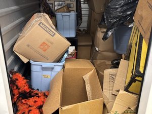 10 x 10 unit in Collegeville