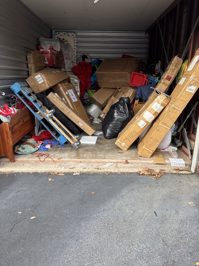 10 x 15 storage unit in Collegeville, PA