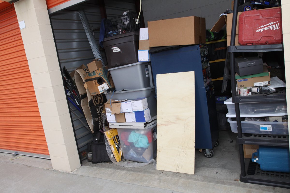 10 x 10 storage unit in Moreno Valley, CA