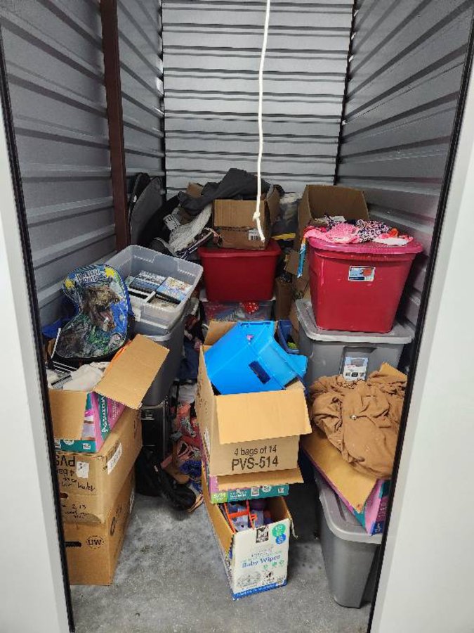 5 x 10 storage unit in Tulsa, OK