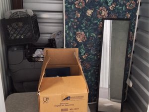 5 x 6 unit in Elmhurst