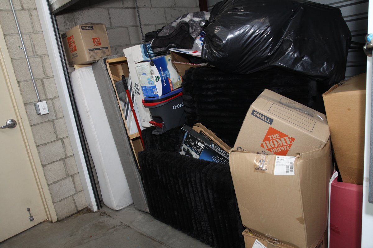 10 x 8 storage unit in Moreno Valley, CA