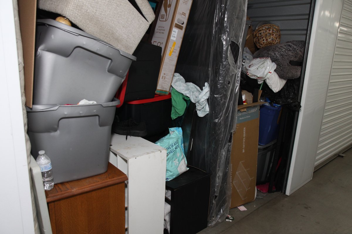 10 x 10 storage unit in Moreno Valley, CA