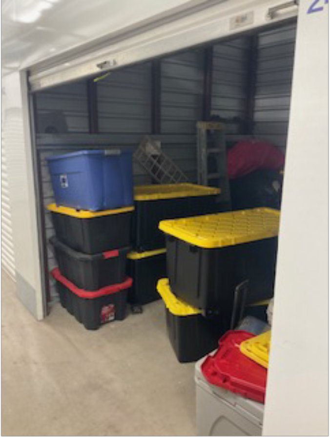 10 x 10 storage unit in Oxnard, CA