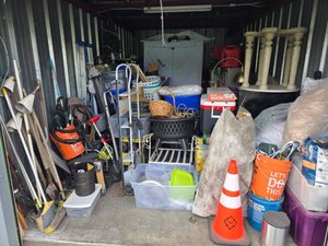 10 x 20 unit in Roseville