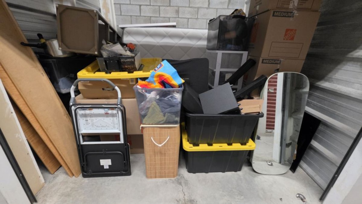 10 x 10 storage unit in Davie, FL