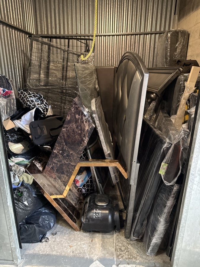 10 x 10 storage unit in Mountainside, NJ
