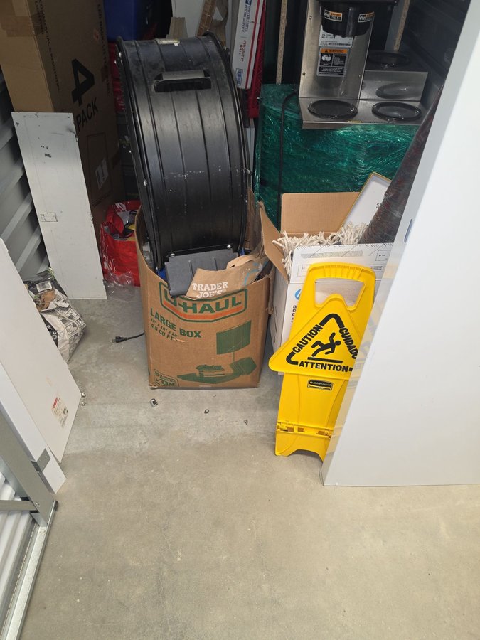 5 x 10 storage unit in Bridgeport, CT