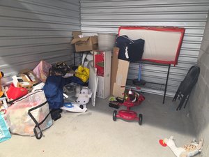 10 x 10 unit in Bridgeport