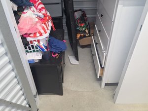 5 x 5 unit in Bridgeport