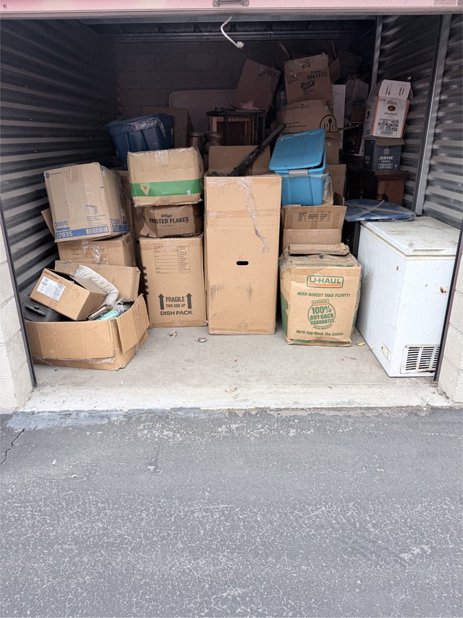 10 x 15 storage unit in Las Vegas, NV