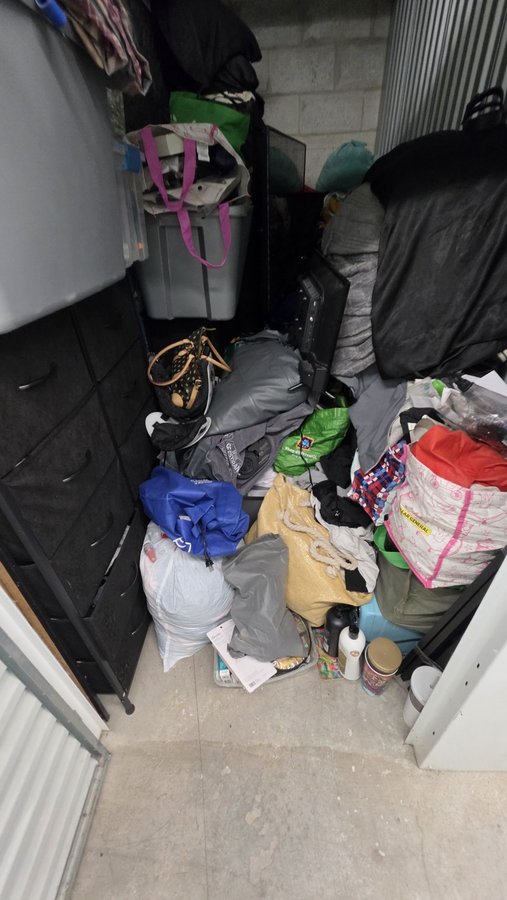 5 x 10 storage unit in Hollywood, FL