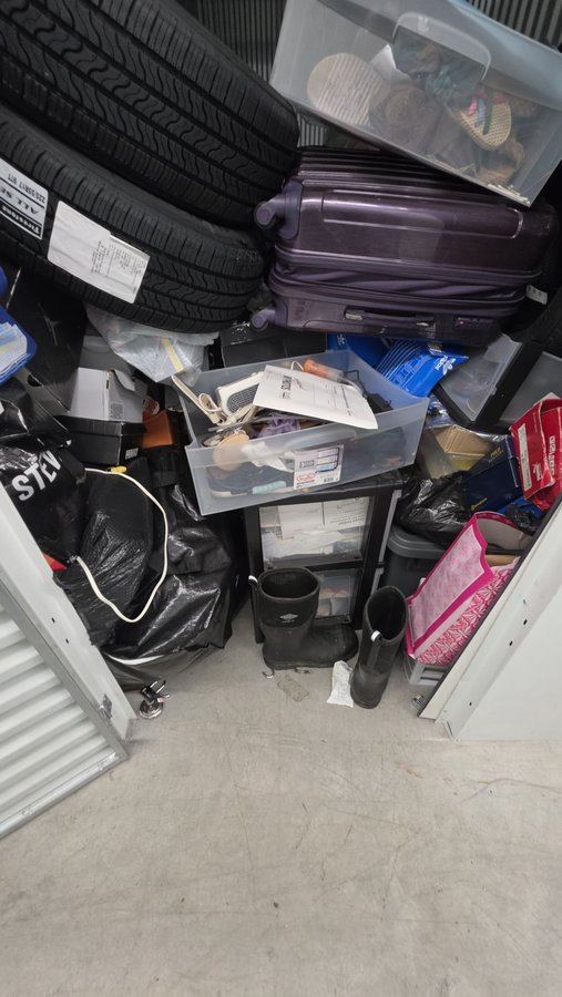 5 x 15 storage unit in Hollywood, FL