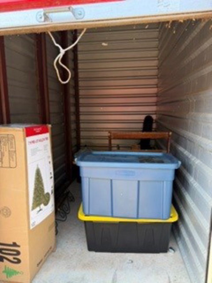 5 x 10 storage unit in Watkinsville, GA