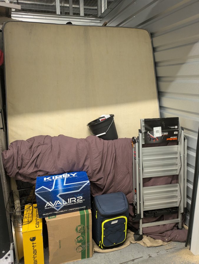 10 x 10 storage unit in Augusta, GA