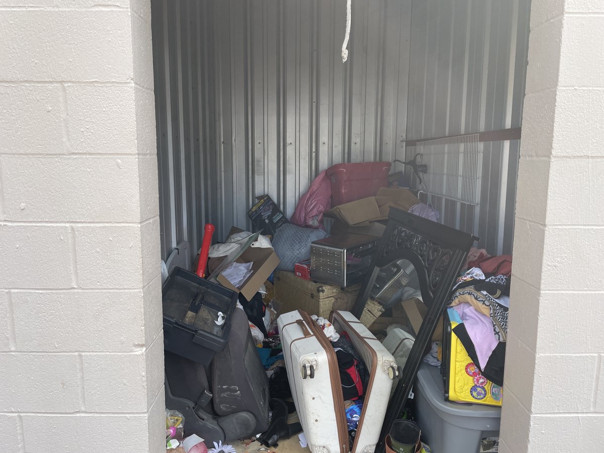6 x 10 storage unit in Longview, TX