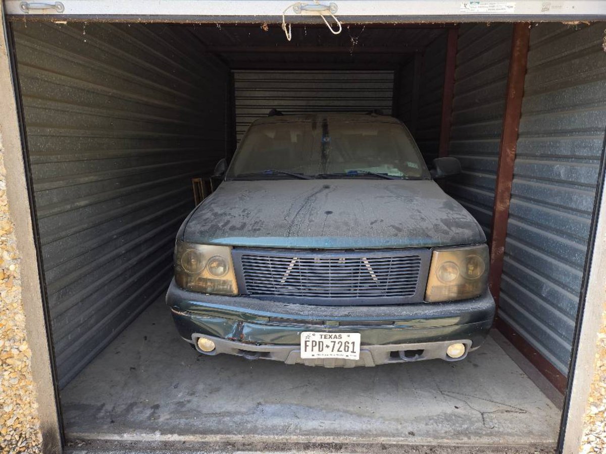 10 x 20 storage unit in Denton, TX