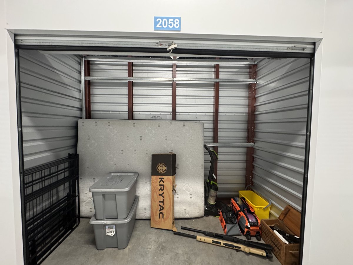 10 x 5 storage unit in Panama City Beach, FL