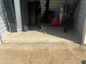 10 x 10 unit in Tuscaloosa