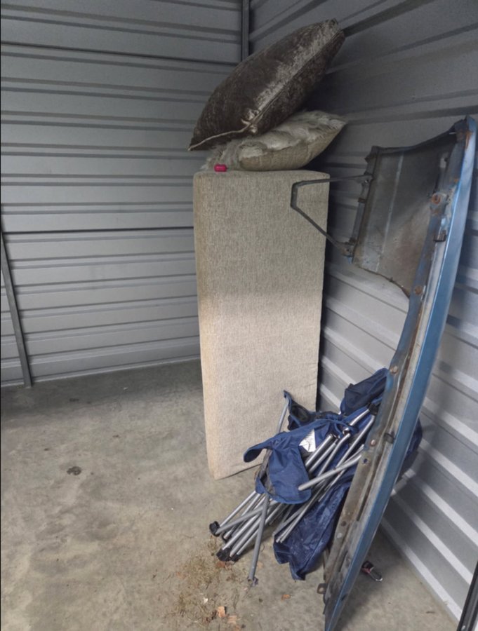 10 x 7 storage unit in Capitol Heights, MD