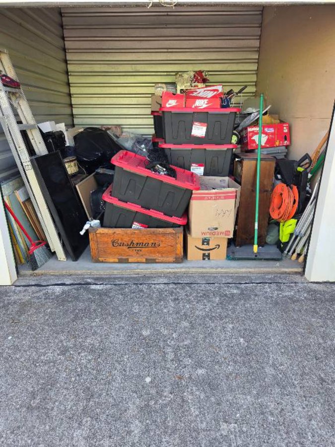 10 x 10 storage unit in Euless, TX