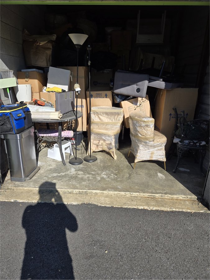 10 x 20 storage unit in Rockville, MD