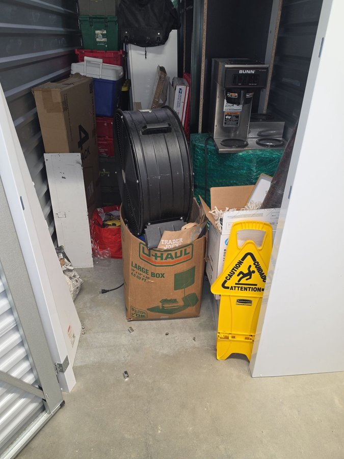 5 x 10 storage unit in Bridgeport, CT
