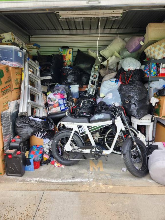 10 x 12 storage unit in Wildomar, CA