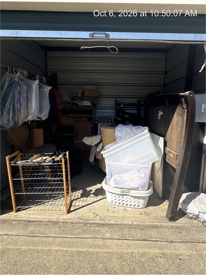 10 x 10 storage unit in Tuscaloosa, AL
