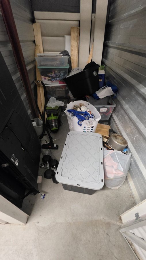 5 x 10 storage unit in Davie, FL