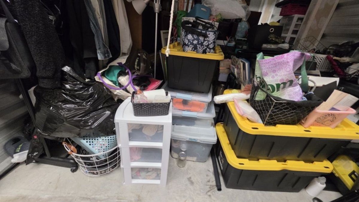 9 x 10 storage unit in Davie, FL
