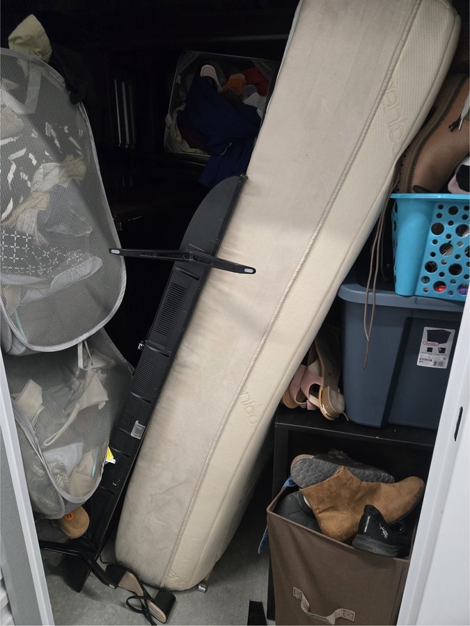 5 x 10 storage unit in San Diego, CA