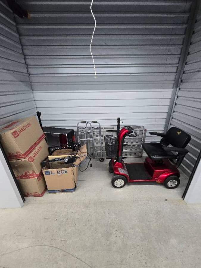 10 x 5 storage unit in San Antonio, TX