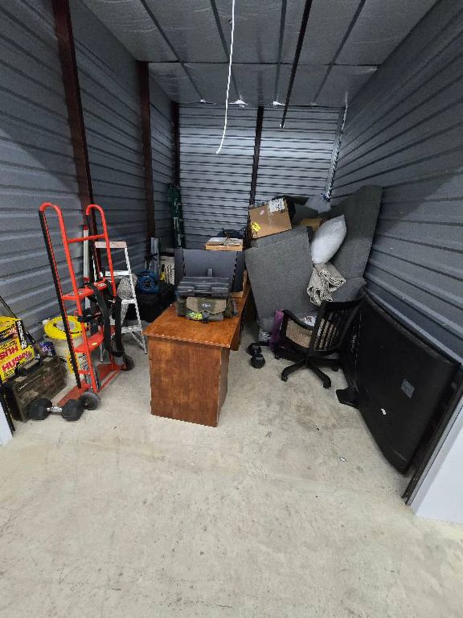10 x 15 storage unit in San Antonio, TX
