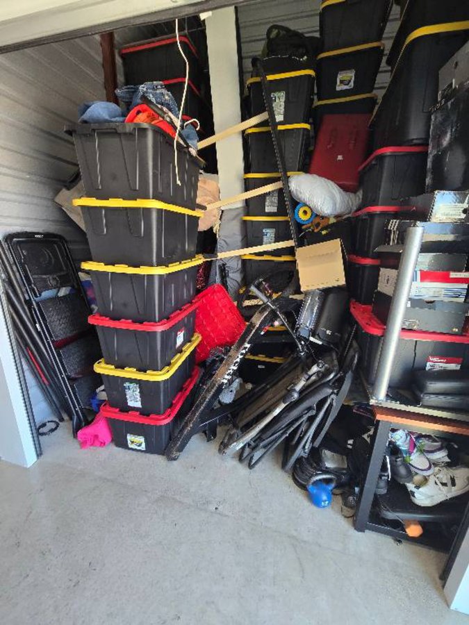 10 x 10 storage unit in San Antonio, TX