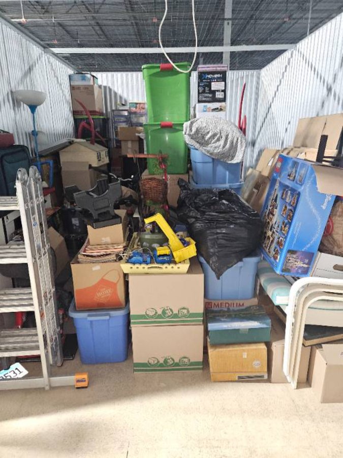 20 x 15 storage unit in Waukegan, IL
