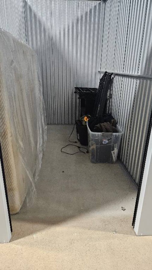 5 x 10 storage unit in Waukegan, IL