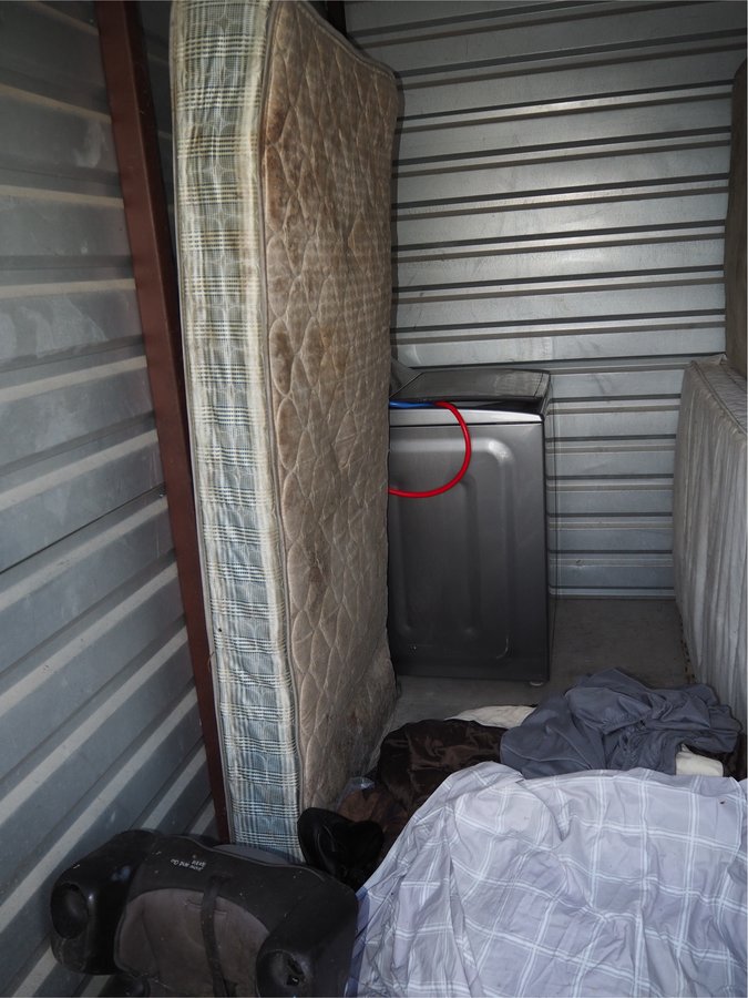 5 x 10 storage unit in Angleton, TX