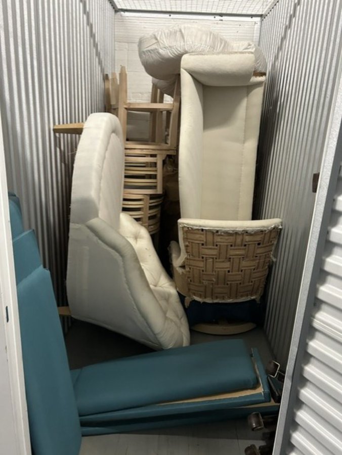 5 x 10 storage unit in North Bergen, NJ